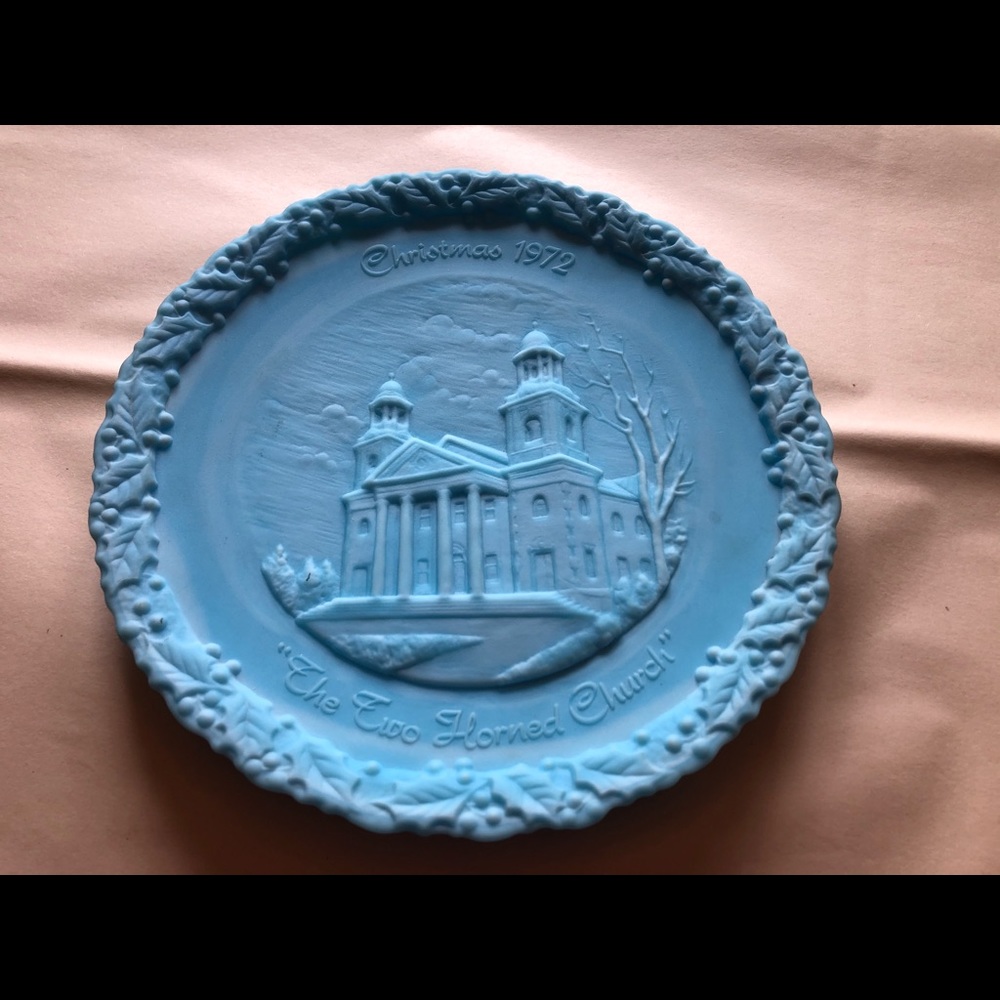 Christmas 1972 Antique Collectable Plate ❄️❄️